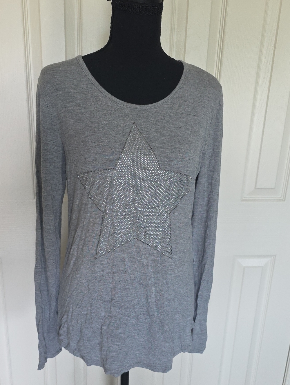 Vocal Light Gray Long Sleeve Tee with Rhinestone Star Large
